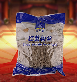 廚之選紅薯粉絲產(chǎn)自山東招遠1.5kg每袋，精選優(yōu)質(zhì)紅薯淀粉等為原料，融合水精制而成，品質(zhì)優(yōu)良，天然上等，營養(yǎng)豐富。入口順滑，口齒留香，產(chǎn)品選料考究，口味純正，美味又健康，品質(zhì)優(yōu)質(zhì)，值得信賴。塑料質(zhì)地包裝，粉絲分明可見，食用簡單方便，是廚房常備品的上佳選擇。