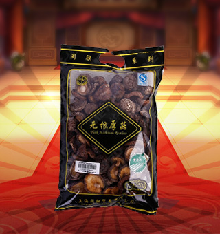閩融無根厚菇產(chǎn)自浙江麗水250g每袋，厚菇具有降血脂，降血壓的功效，厚菇中含有的香菇素能夠溶解膽固醇，起到降血脂的作用，而厚菇中酪氨酸、氧化酶，嘌呤以及一些核酸物質(zhì)可以起到降壓的作用，也可以預(yù)防動(dòng)脈粥樣硬化、肝硬化等疾病。